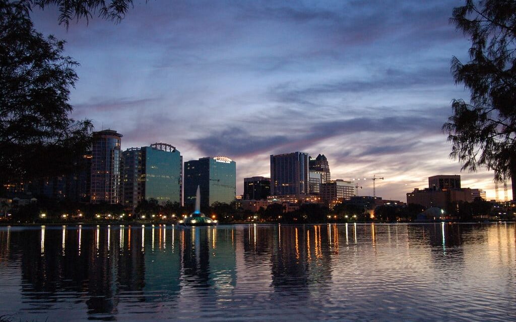 Best Neighborhoods in Orlando - lake eola h 2 edited